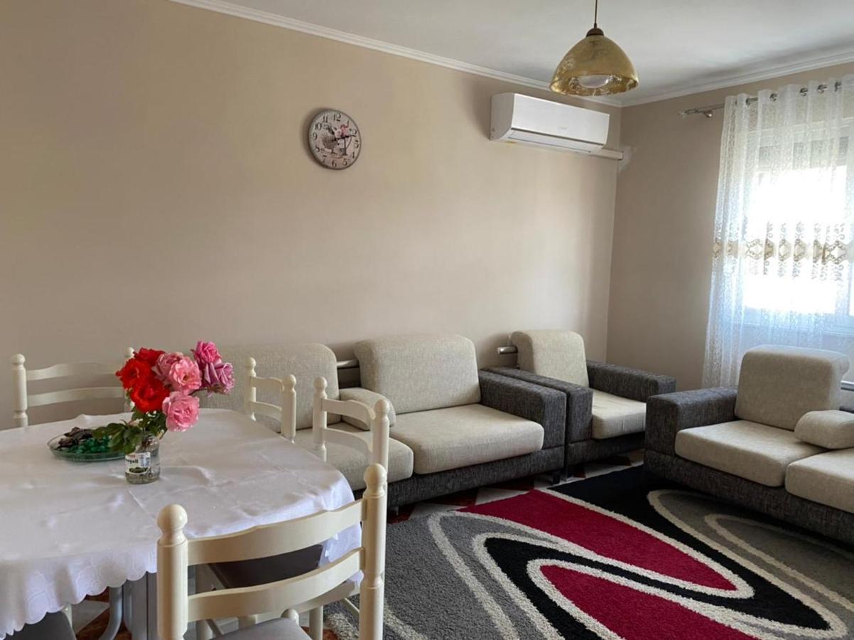 Dibra'S Apartment Shkodër Buitenkant foto
